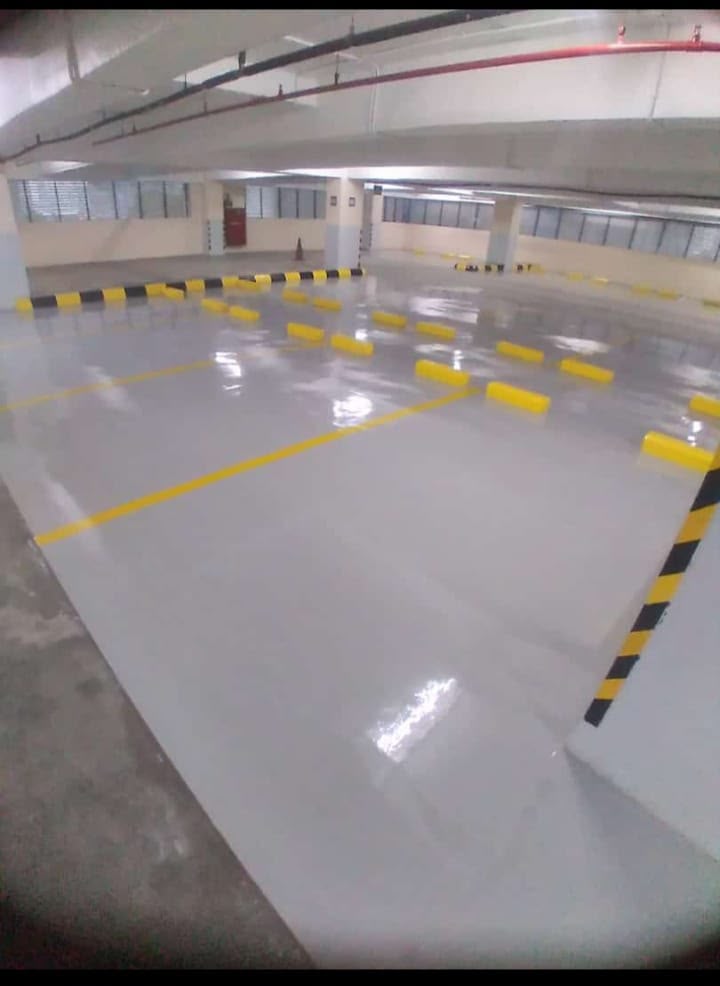 Lantai epoxy area parkir